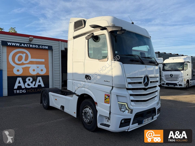 Traktor Mercedes ACTROS 1845