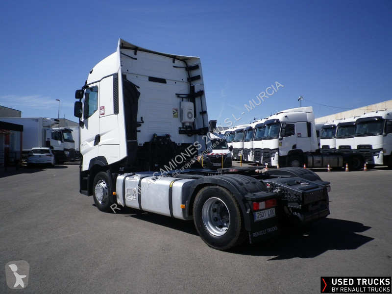 Traktor Renault