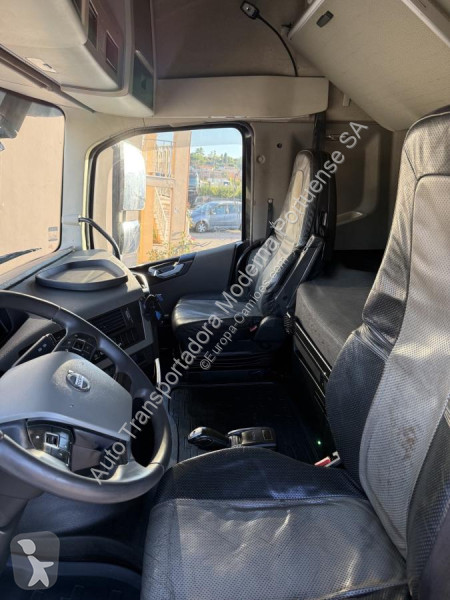 Traktor Volvo FH13