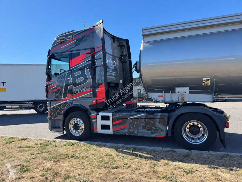 MAN  tractor unit