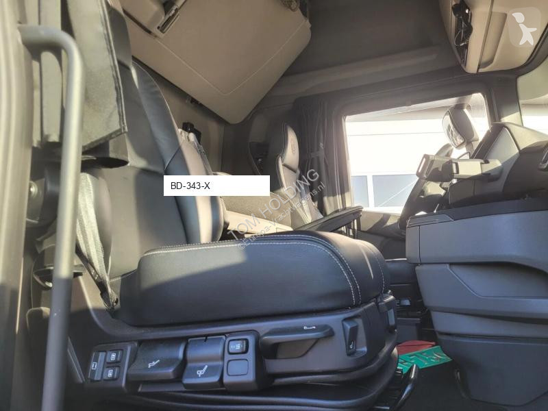 Cabeza tractora Scania S660 A6X2NB full air...