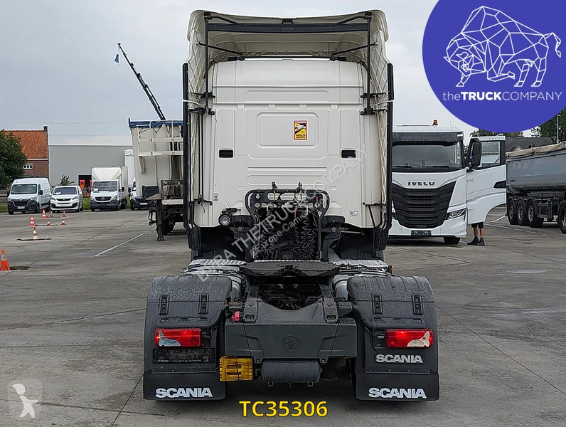 Cabeza tractora Scania