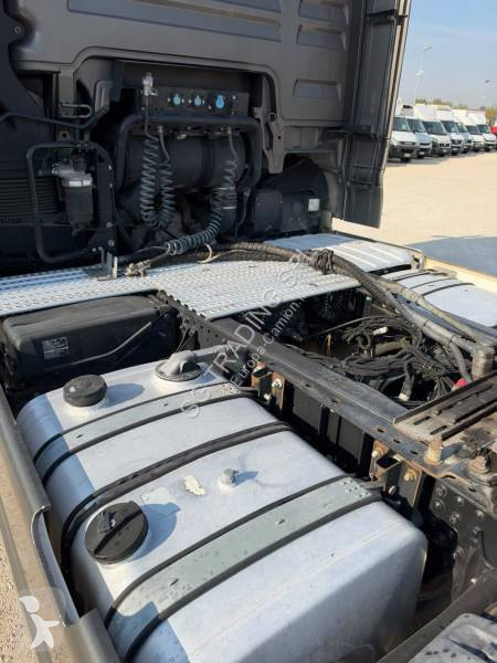 Traktor MAN 18.510