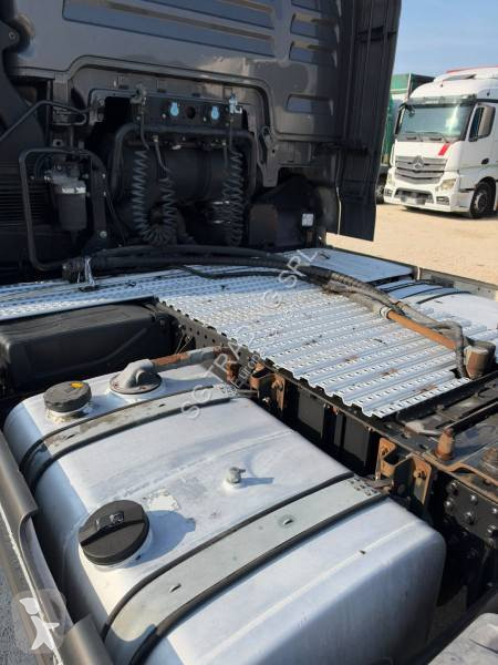 Traktor MAN 18.510