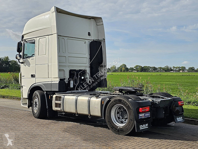جرار DAF 530