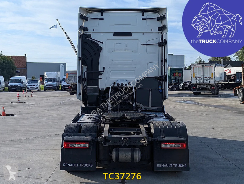 Ciągnik siodłowy Renault T 520