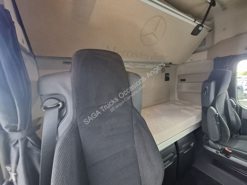 Mercedes 1848 Bigspace tractor unit
