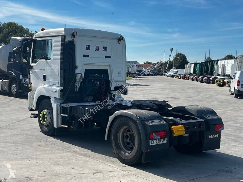 Traktor MAN 18.460