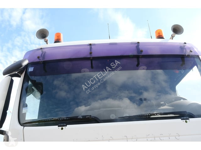 MAN TGX26.480 tractor unit