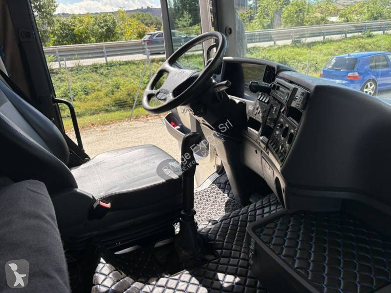 Scania 500 tractor unit