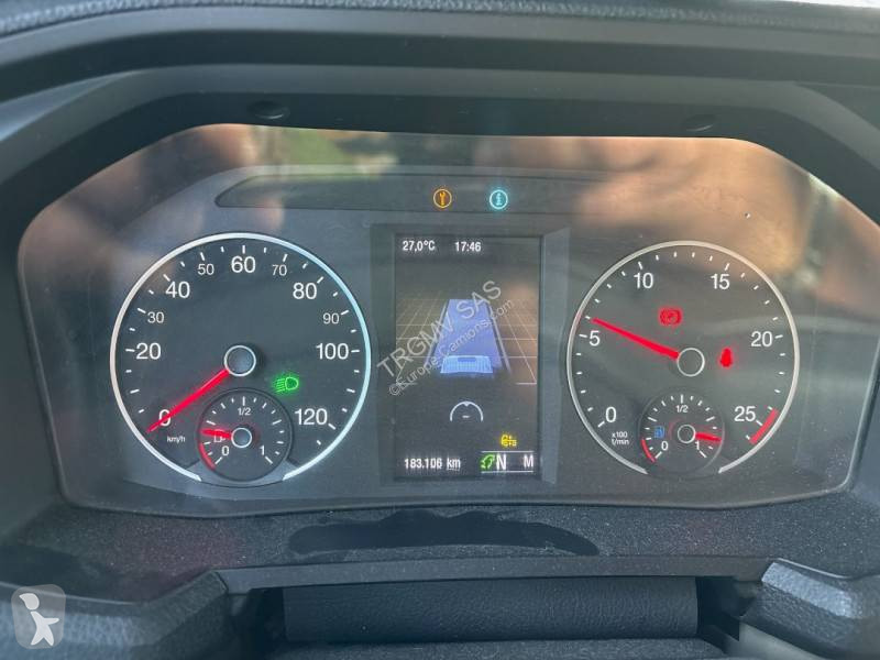 MAN 18.520 tractor unit
