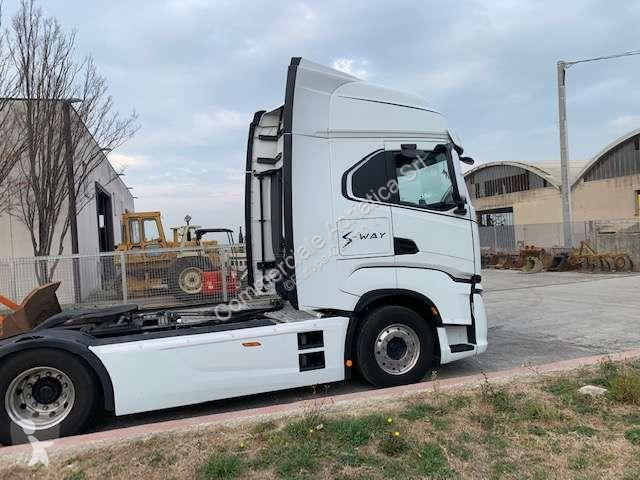 Trekker Iveco AS440S51T/P