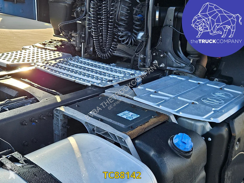 Renault T 520 tractor unit