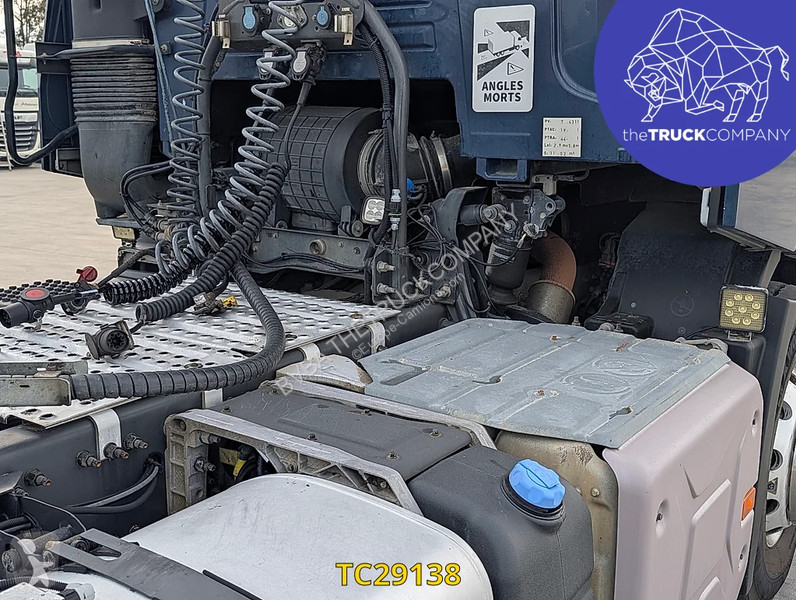Renault C 440 tractor unit