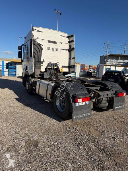 Renault 460 tractor unit