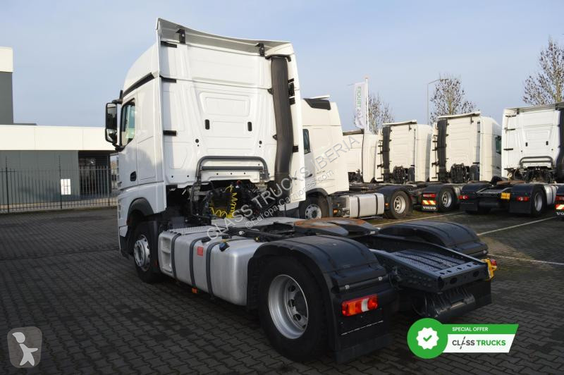 Mercedes 5 1845 BigSpace tractor unit