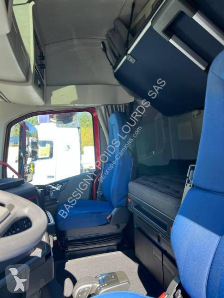 Volvo 500 Globetrotter  tractor unit