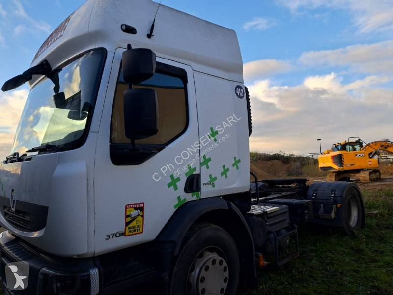 Renault 370 DXI tractor unit