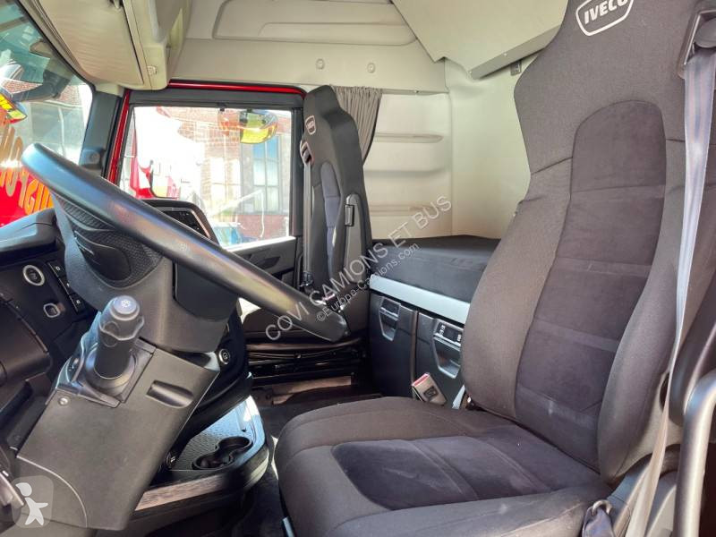 Iveco 490 tractor unit