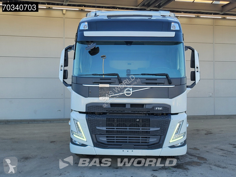 Volvo FM 460 4X2 Globe 2x Tanks Navi tractor unit