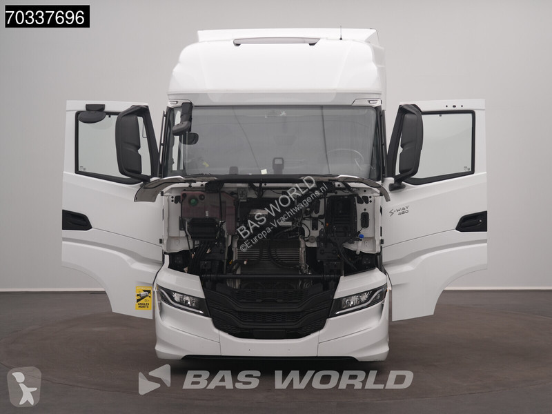 Iveco S-Way 460 4X2 Mega 2x Tanks Standklima...