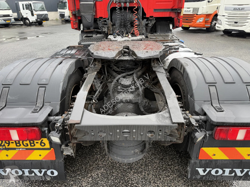 Volvo FM 330  Truck tractor unit