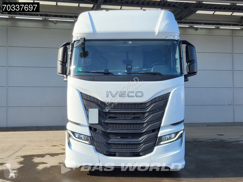 Iveco S-Way 460 4X2 Mega 2x Tanks Standklima...