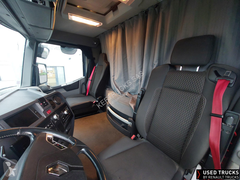 Renault  tractor unit