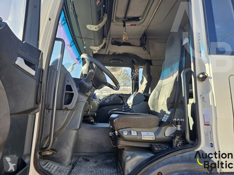 MAN 18.430 tractor unit