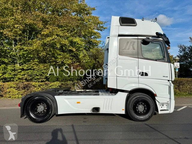 Nyergesvontató Mercedes 5/1848 GigaSpace/ Voll...