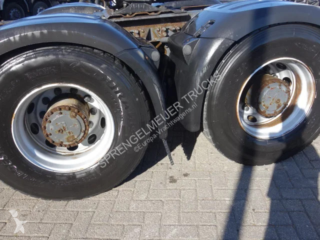 DAF 106510 6x4 manual gear,drum brake rear...