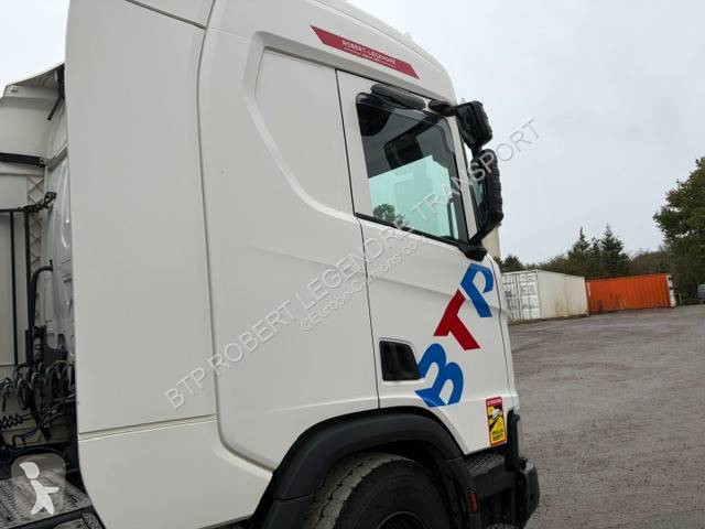 Scania 450 tractor unit