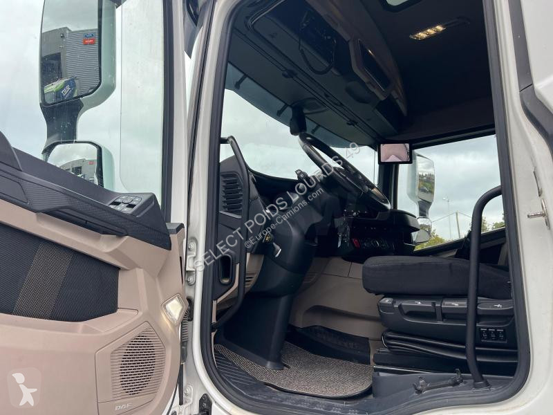 DAF 530 tractor unit