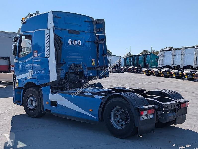 Renault  T520 tractor unit