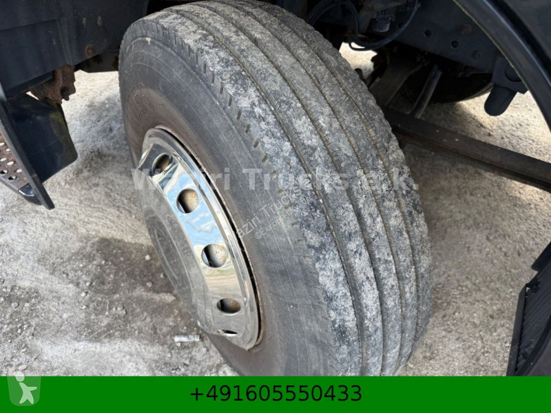 Mercedes 1828 tractor unit