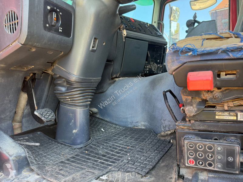 Mercedes 1843 tractor unit