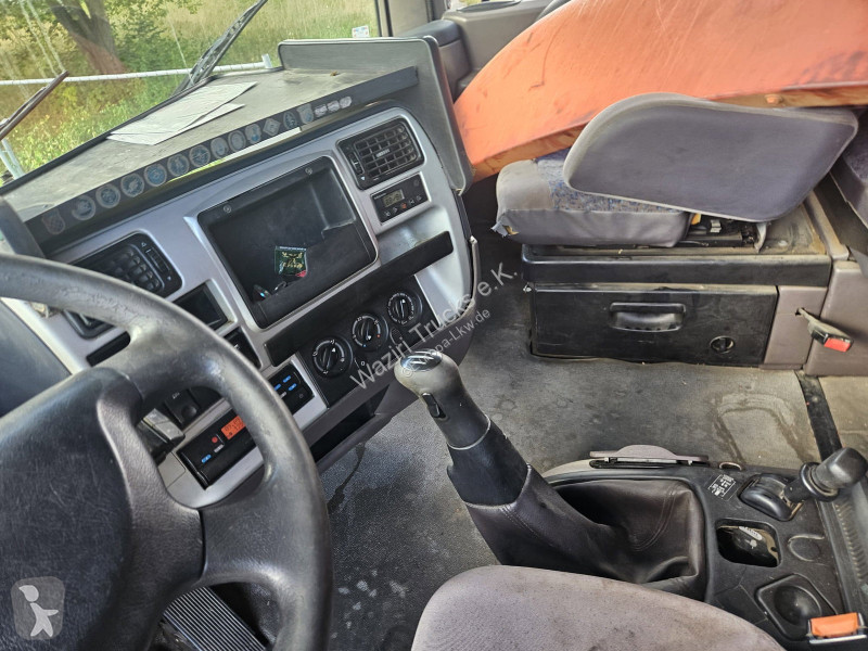 Renault AE 440 tractor unit