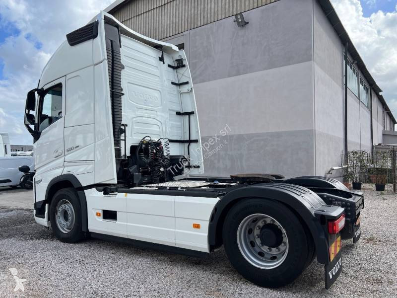 Tahač Volvo 500 Globetrotter XL