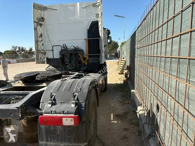 Renault 440.18  tractor unit
