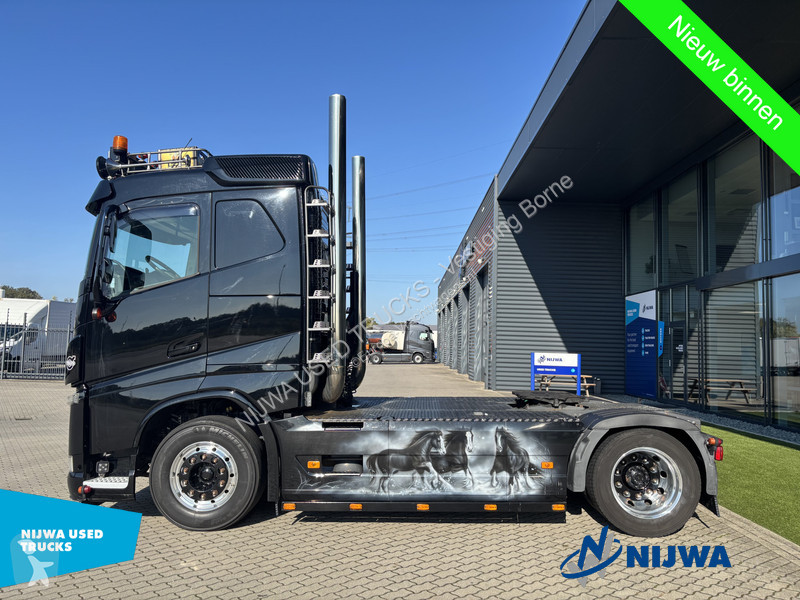 Volvo 460 4x2 Full air + Alcoa's tractor unit