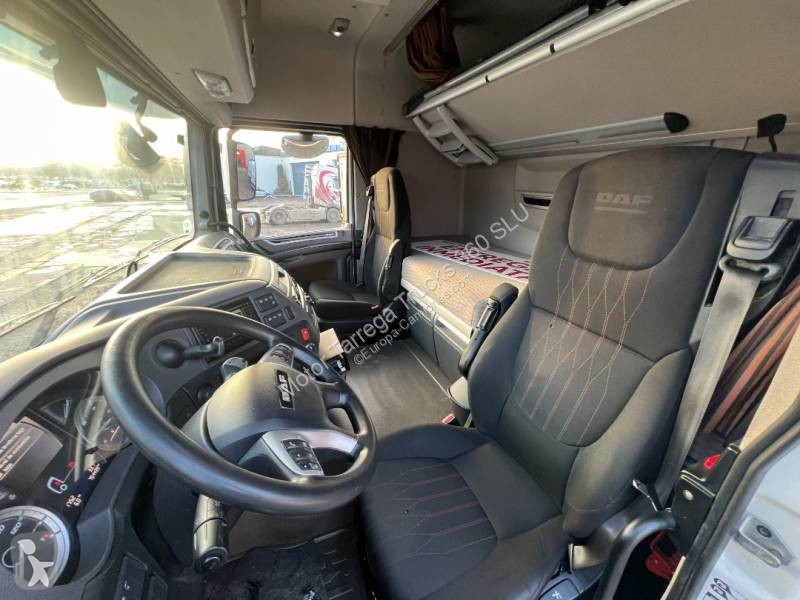 DAF 480 tractor unit