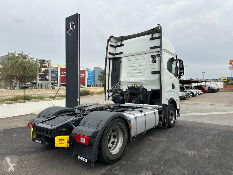 Traktor Iveco S-Way AS440STP