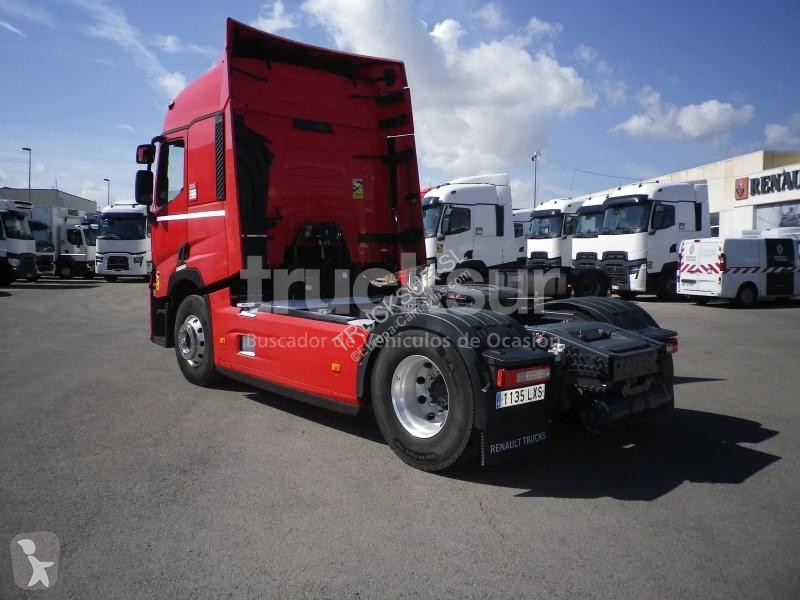 Traktor Renault T520 SLEEPER CAB