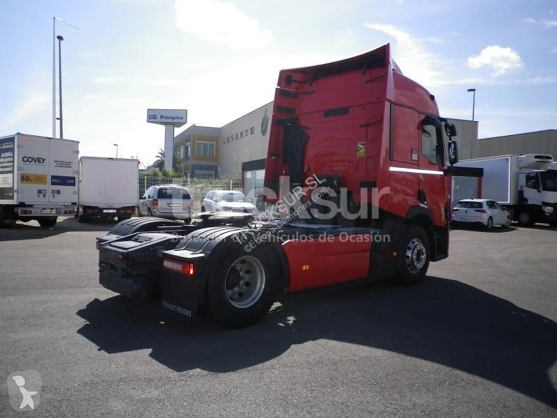 Renault T520 SLEEPER CAB tractor unit