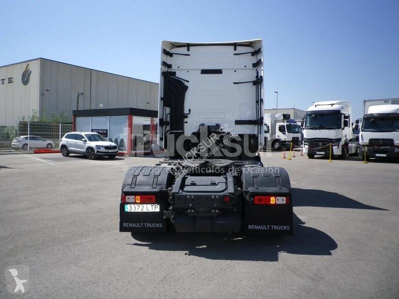 Renault T520 HIGH SLEEPER CAB EVO tractor unit