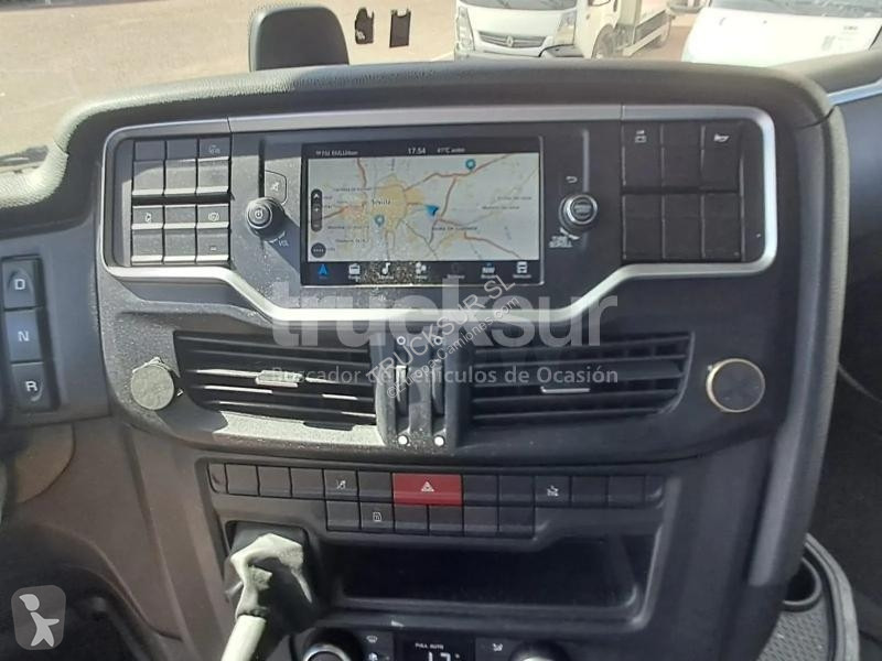 Iveco 510 tractor unit