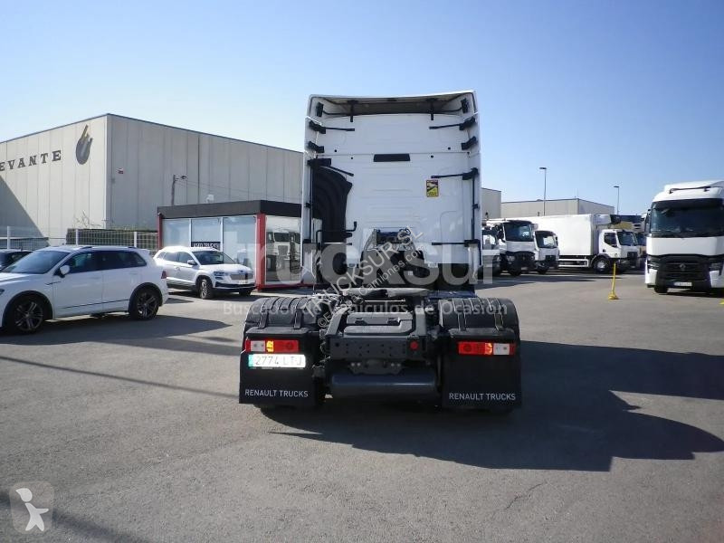 Renault T520 SLEEPER CAB EVO tractor unit