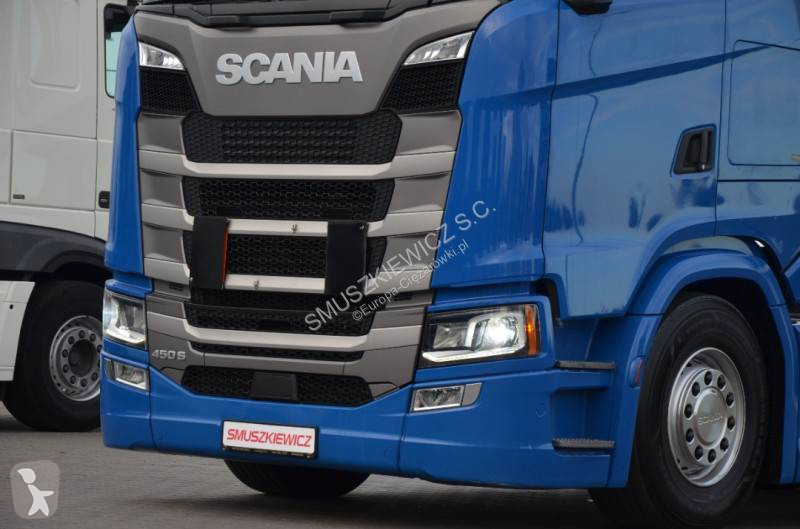 Scania 450 tractor unit