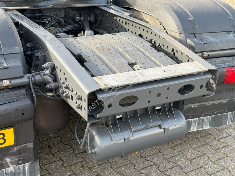 Mercedes 1942 Full Spoiler 2 Tank *NL-Truck*...