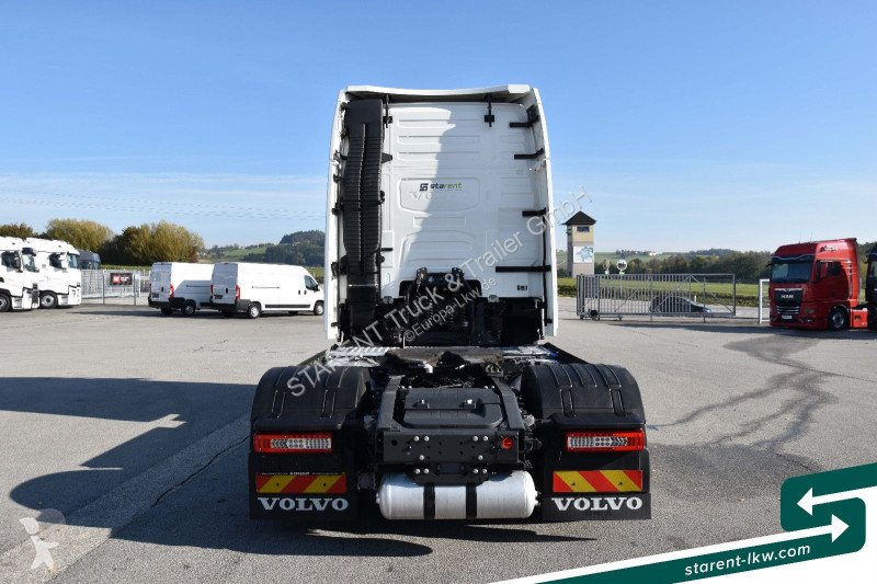 Tahač Volvo 500 Retarder Vollluftfederung...